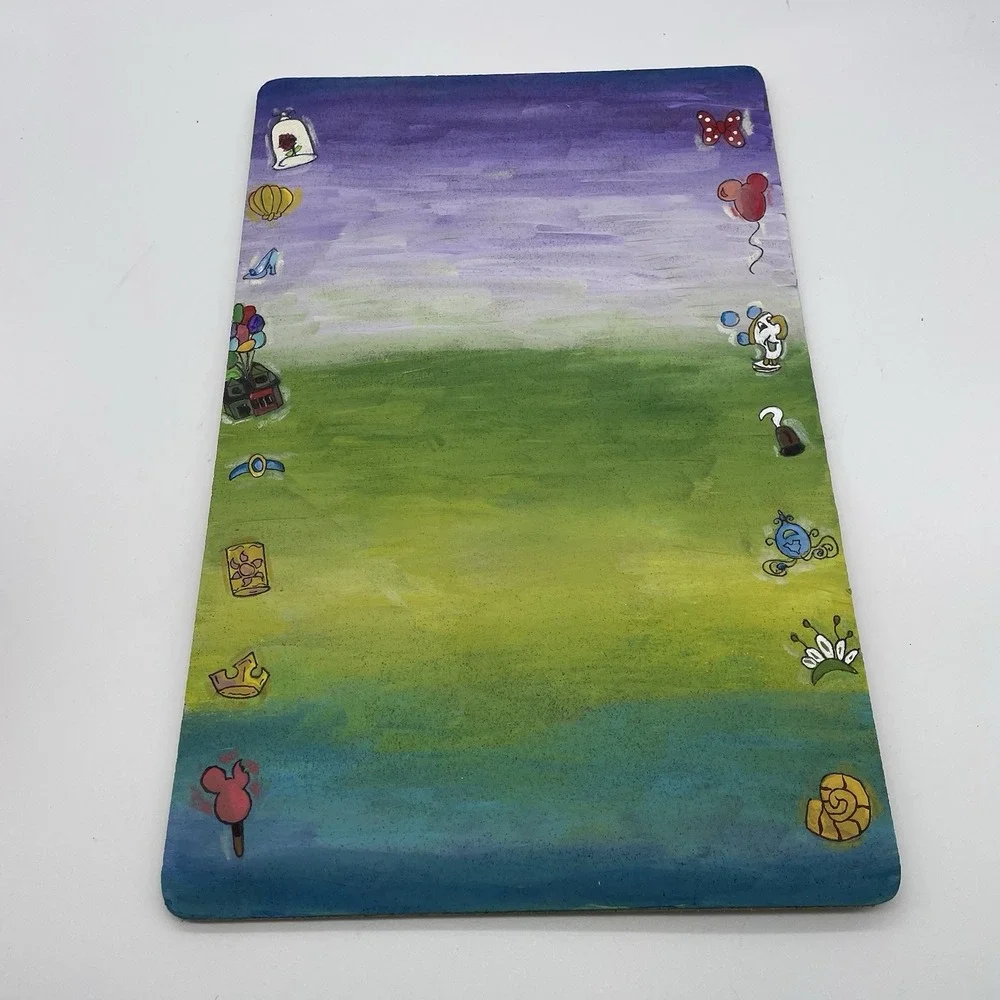 Disney Classics cork pin board for disney pins - disney pin‎ trading Colorful